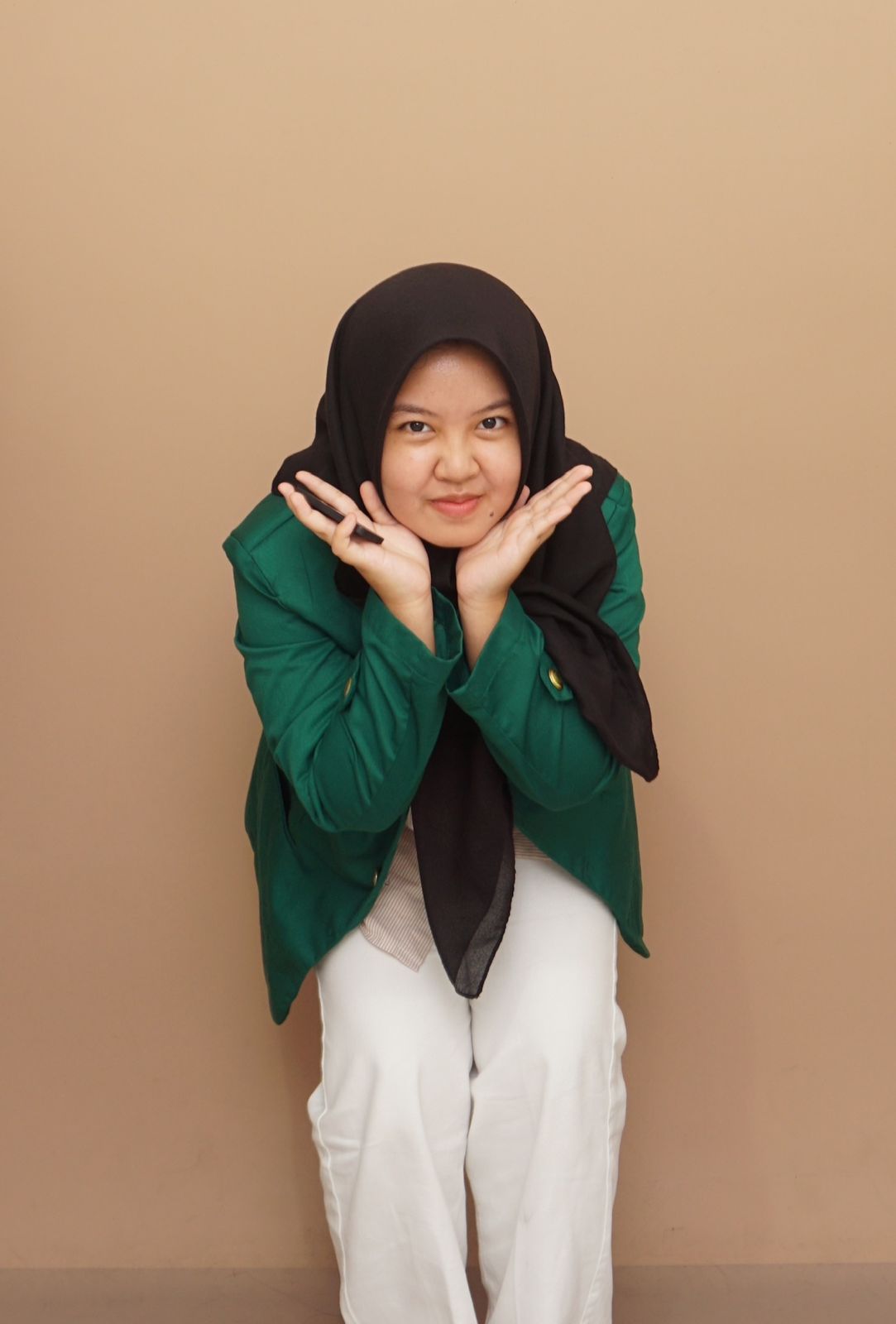 Foto Kerja Sakha Izza Devina